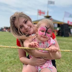 Meet your Posher, Adriana